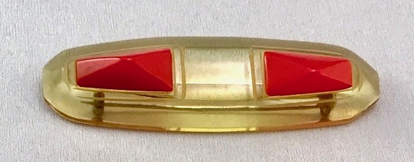 BP158 red/aj bakelite bar pin